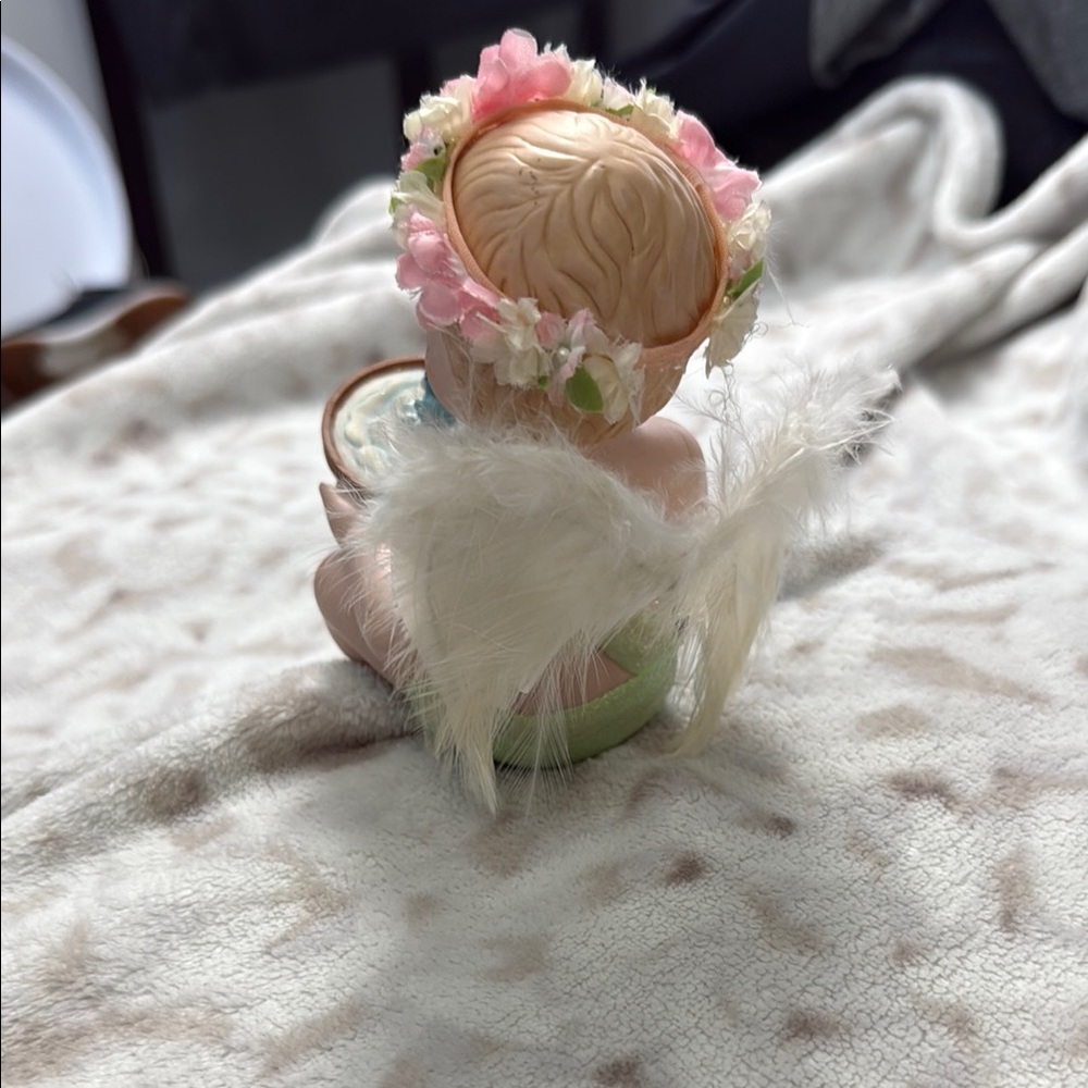 Hamilton Collection Baby Angel - Picture 2 of 5